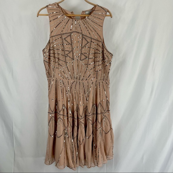 ASOS Pink Geometric Pattern Dress - Picture 3 of 15